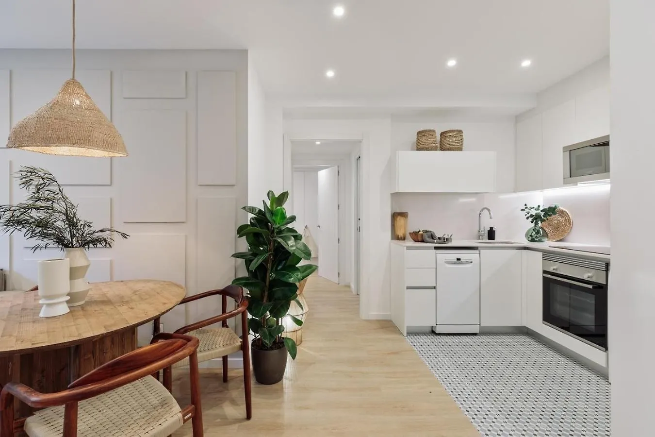 Pompei - 2 Bedrooms, Balcony And Terrace In Ciutat Vella Barcelone