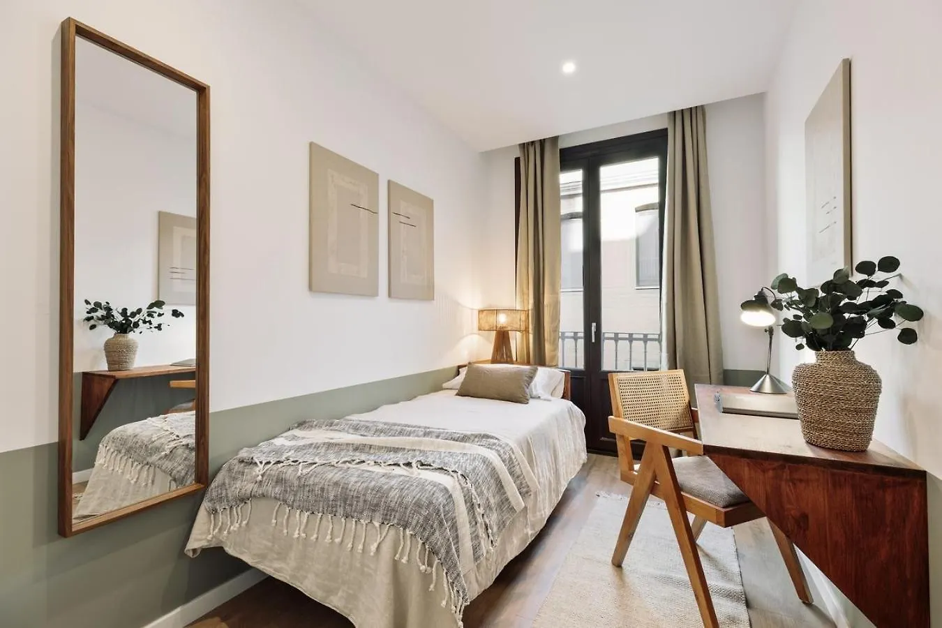 Pompei - 2 Bedrooms, Balcony And Terrace In Ciutat Vella Barcelone Appartement